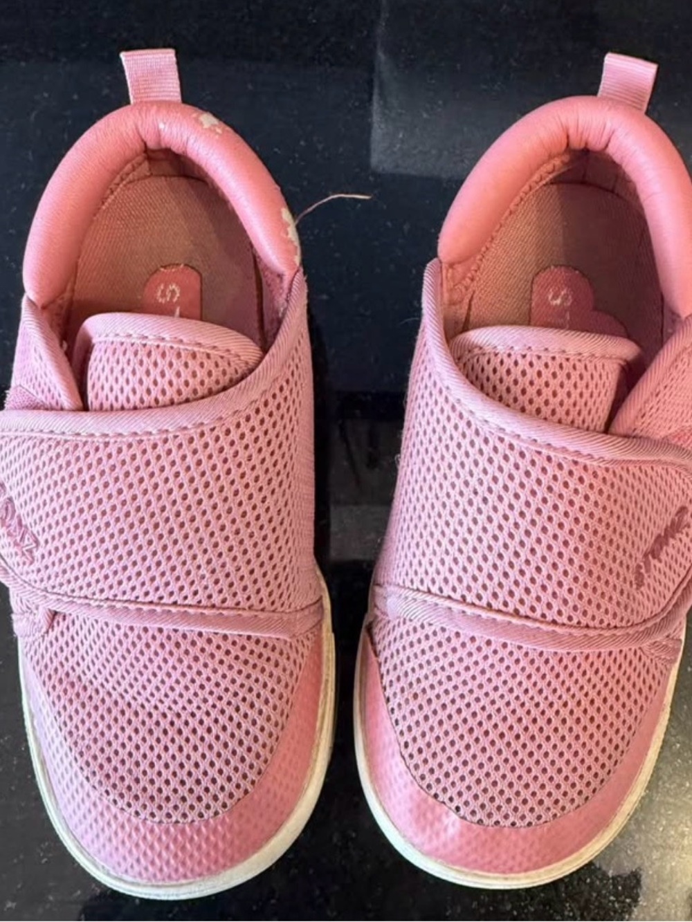 Stonz Pink Mesh Hook-and-Loop Kids Sneakers Size 10T